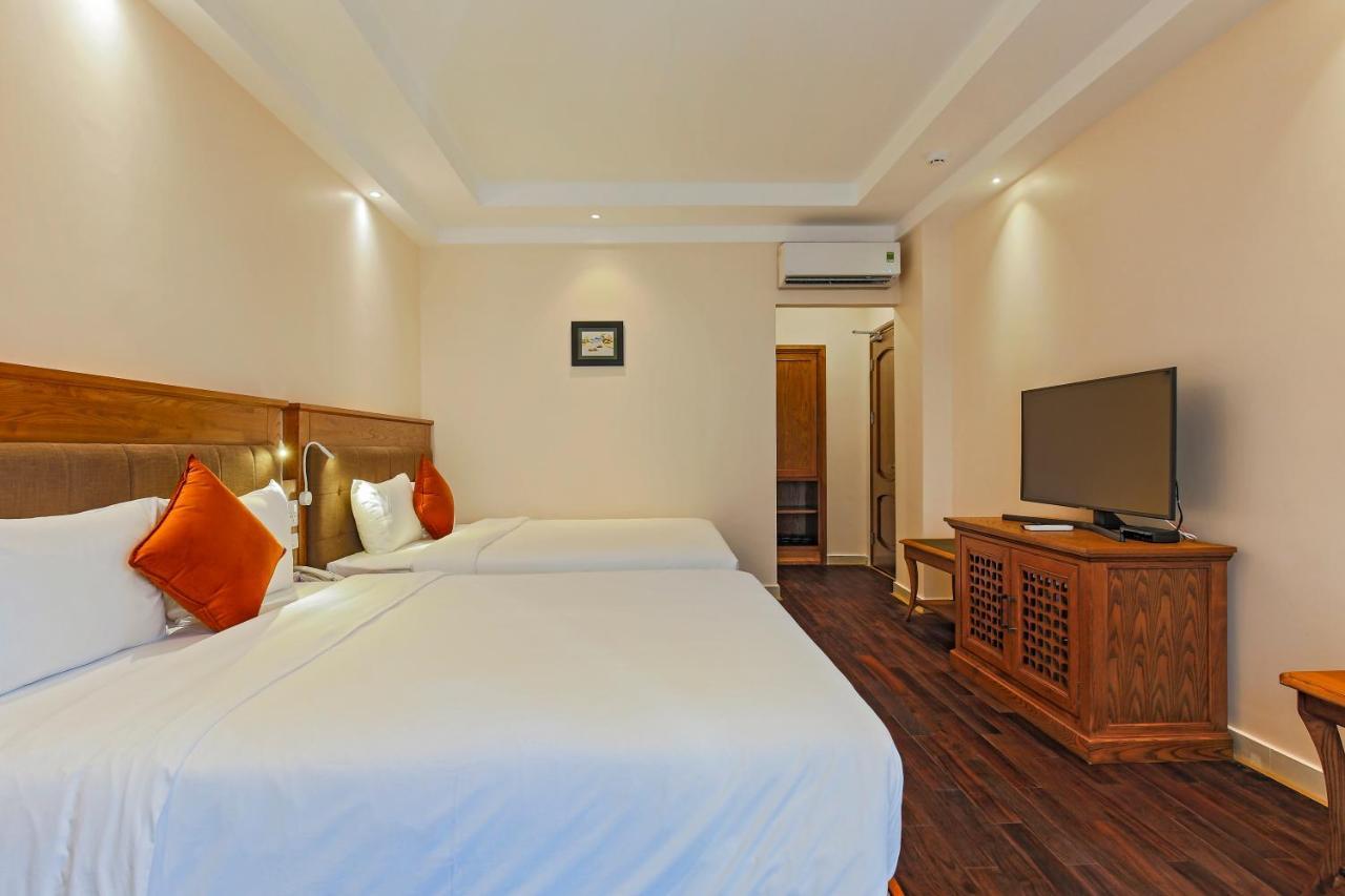 Hoang Lan Hotel Ho Chi Minh City Exterior photo