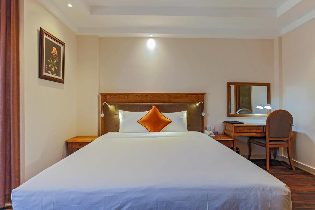 Hoang Lan Hotel Ho Chi Minh City Exterior photo