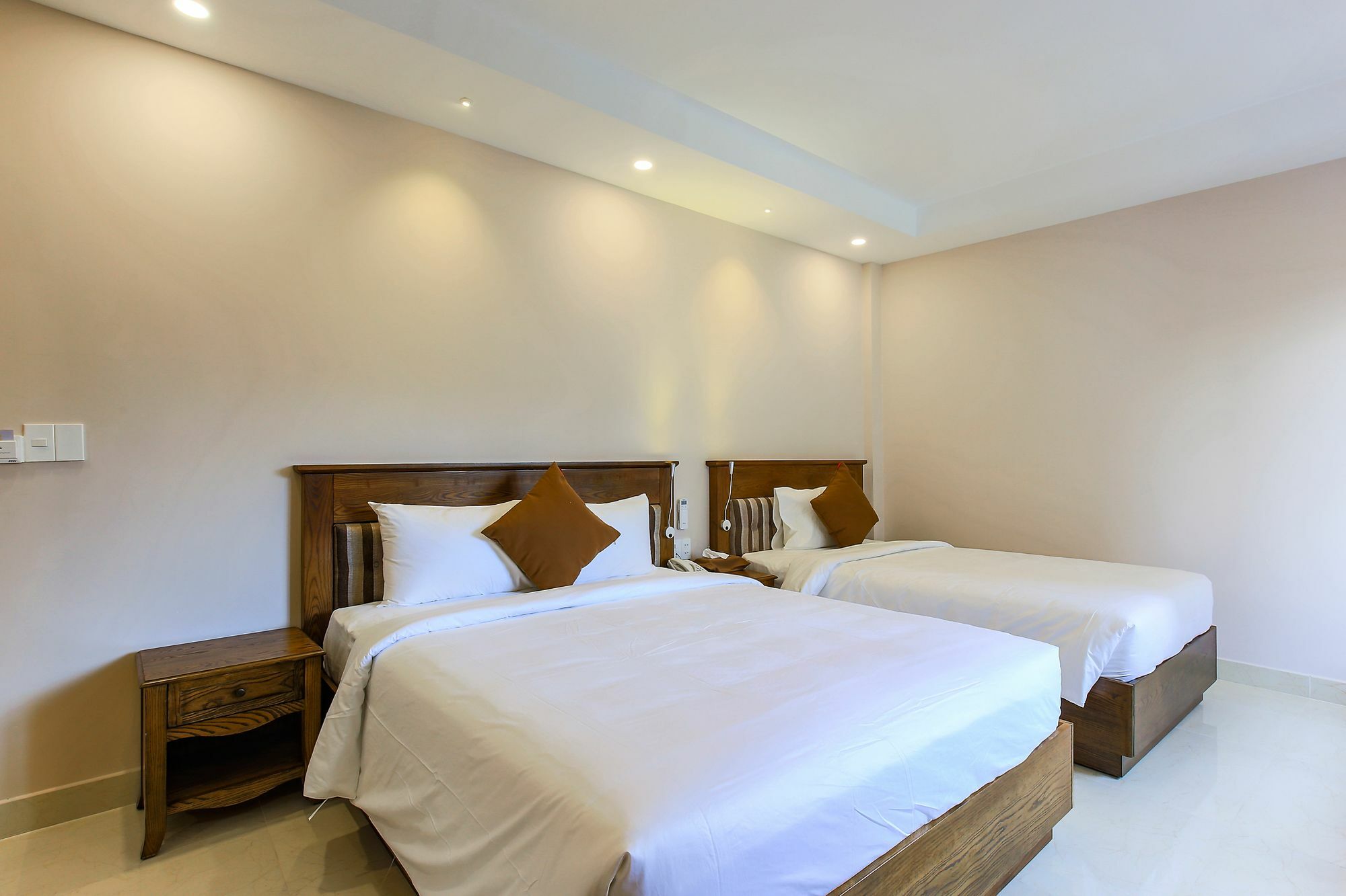 Hoang Lan Hotel Ho Chi Minh City Exterior photo